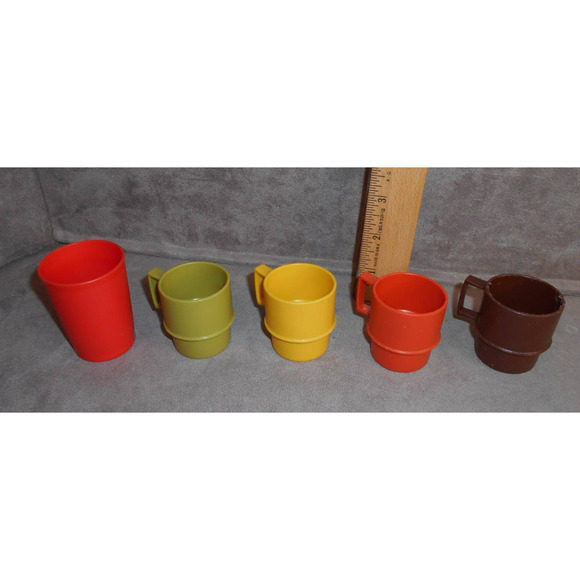 Tupperware Toys TupperToys Mini Serve-It Cup, Mugs & Bowls Pretend Kitchen - Picture 4 of 10